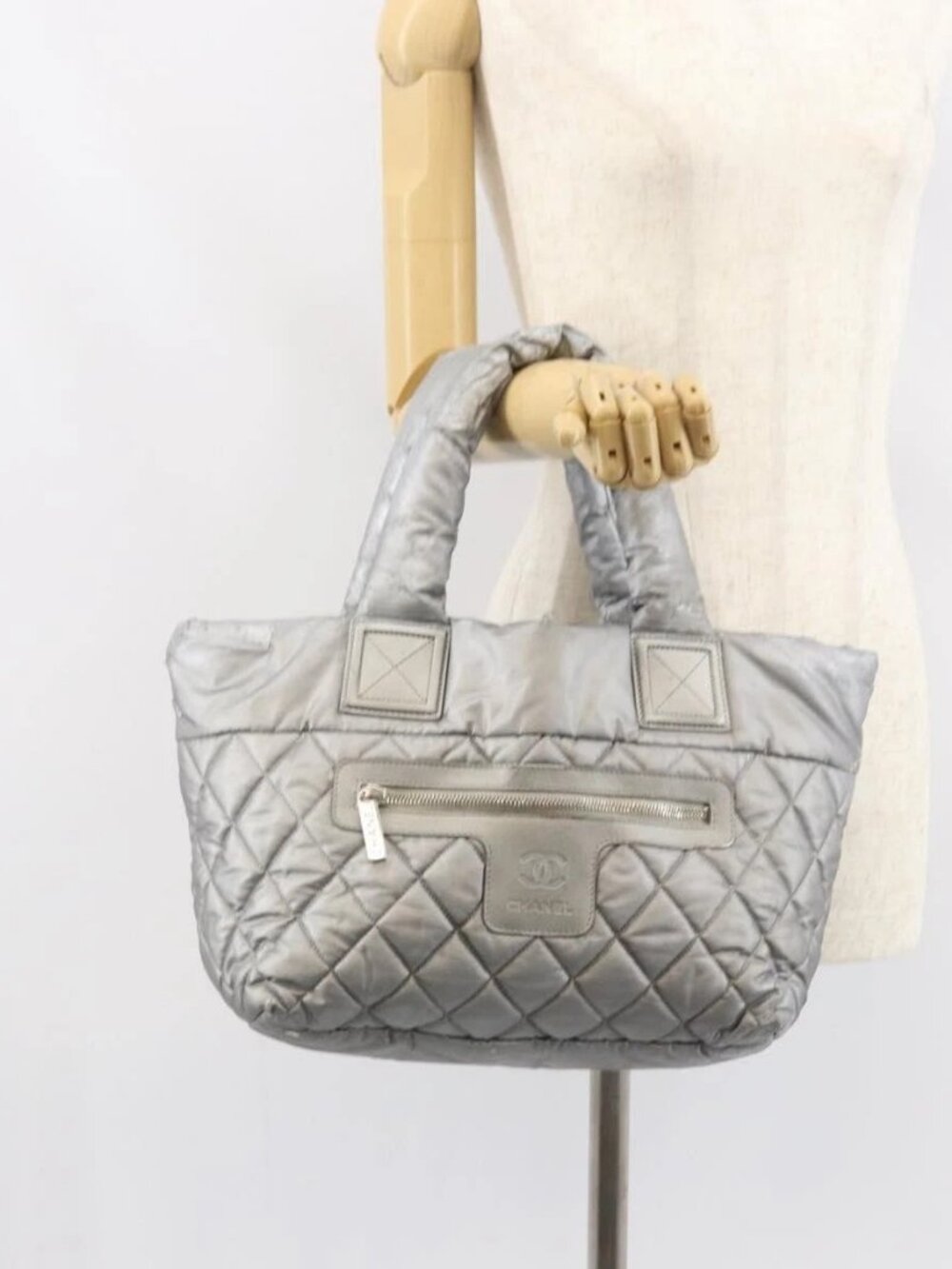 CHANEL Cococoon Tote Bag Coated Canvas Silver CC Auth bs33124